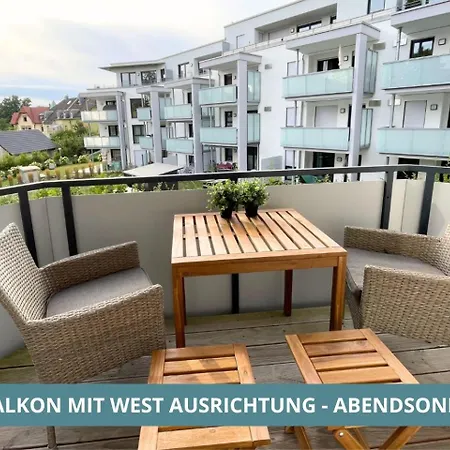 Semper No2 - Ruhige 2 Zi 1-4 Pers Mit Kueche, Duschbad, Balkon Und Parkplatz In Hofgartennaehe